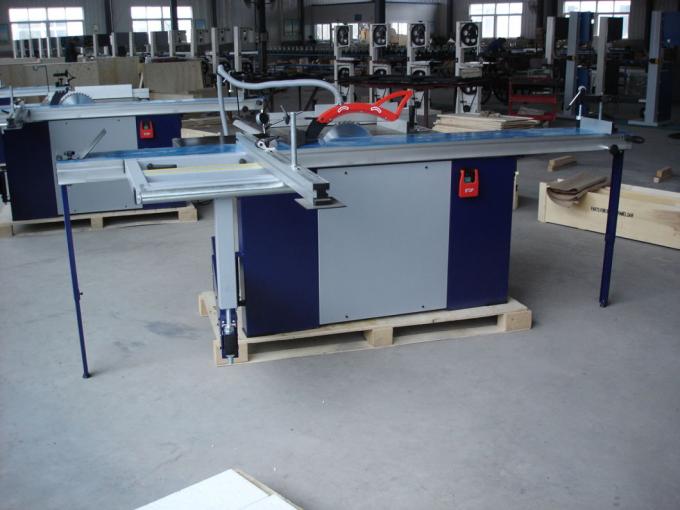 La tabla de madera del corte 60HZ vio la cortadora del panel del CNC con velocidad variable 0