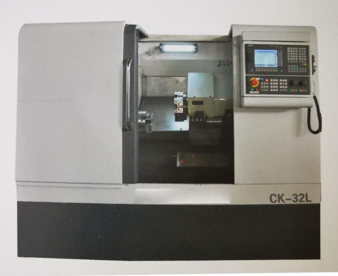 Torno eléctrico del CNC de la alta precisión del torno Mt6 del metal del CNC con el sistema de control de programa 3