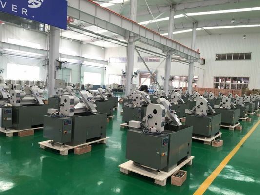 Alisadora de madera de madera artificial del grueso de la profundidad 60m m de la máquina de la alisadora del CE