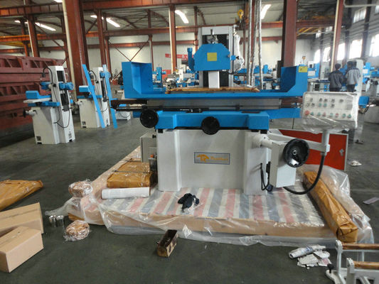 amoladora superficial de mudanza de la silla de montar del Sga de la precisión de la máquina del pulido superficial 5.5kw