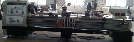 Máquina horizontal del hilo de tubo del metal de la aspereza superficial del torno del CNC QL1320