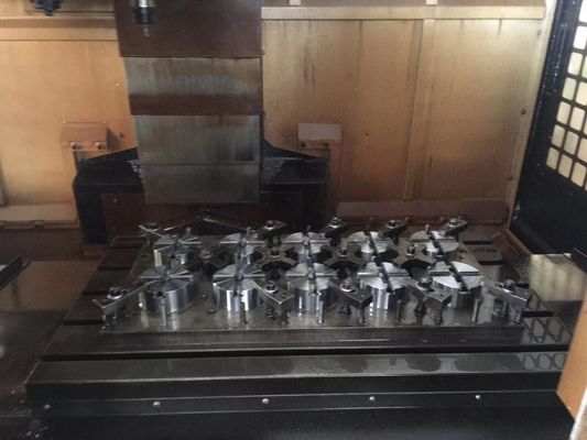 Afile el CNC superficial del metal que da vuelta al torno programable del metal de 340m m