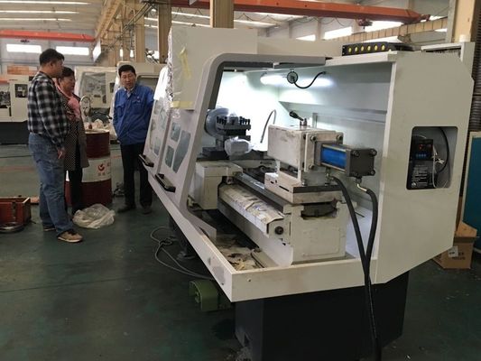 Afile el CNC superficial del metal que da vuelta al torno programable del metal de 340m m